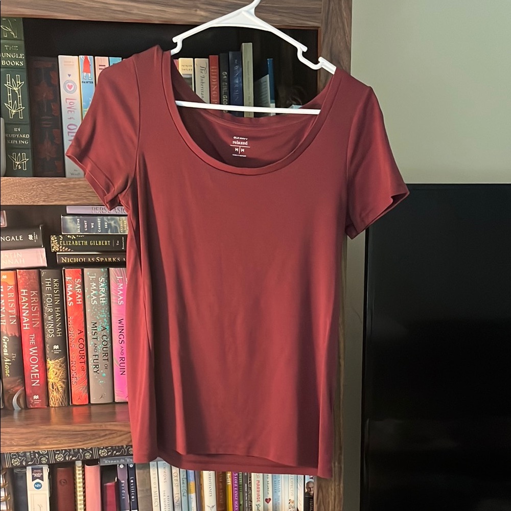 Old Navy Red Fitted Short Sleeve T-Shirt